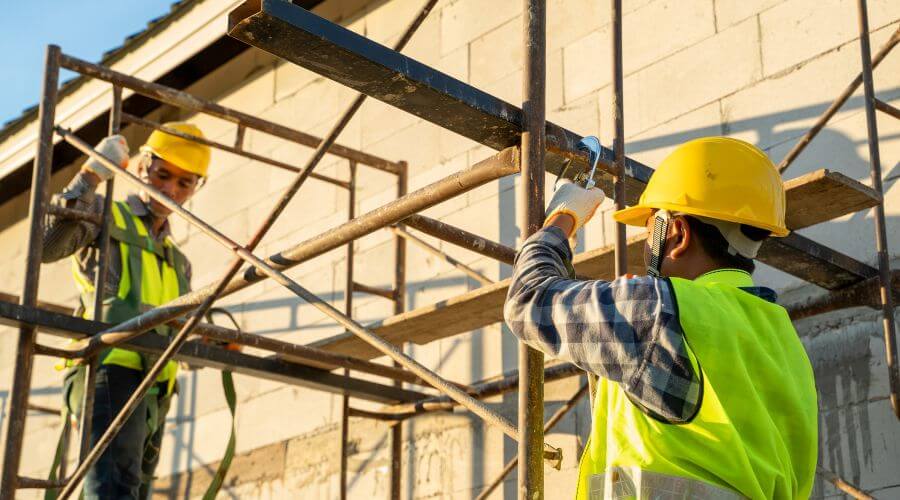 Professional gutter cleaning in Monteview, ID